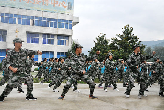 服务网点培训暨航天主题系列活动-西昌站盛大